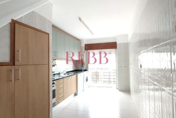 Apartamento T2 em Setúbal