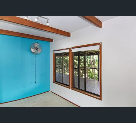 20 Surfview Avenue, Forster, NSW 2428 - Photo 1