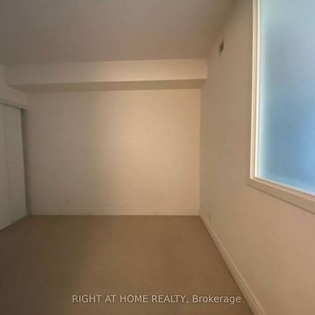 1 Bed & 1 Bath - The Seniors Advisor Apartment complex - Photo 1