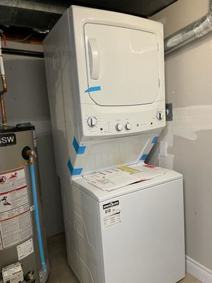 For Lease - 5506 Fleur de lis Court Unit# LOWER, Mississauga, Ontario - Photo 1