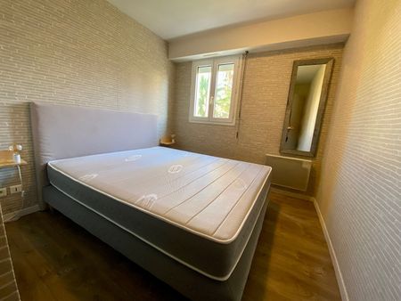 Location Appartement 2 pièces 41m² - Photo 4