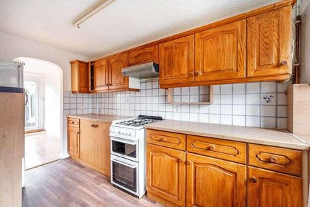 Shepherds Path, Northolt, UB5 - Photo 3