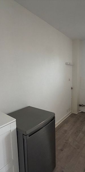 Location Appartement 1 pièce 27m² - Photo 1