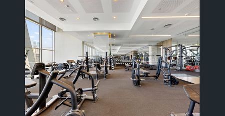 SOPHISTICATED ELEGANCE IN PRIMA TOWER - Photo 4