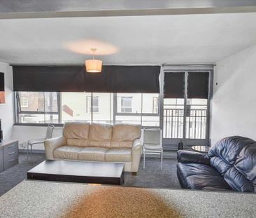 4 bedroom flat to rent - Photo 3