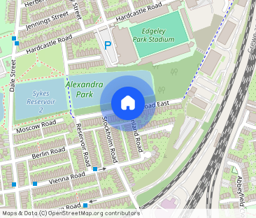 Moscow Road East, Stockport, SK3 - Photo 1