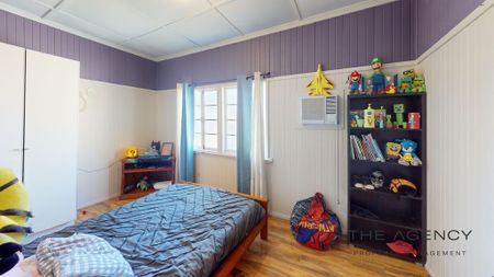 Comfortable High-Set Living - Photo 2