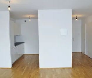 Top 2 Zimmerwohnung mit Loggia Nähe Gasometer - Photo 2