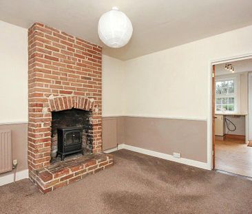 2 bedroom terraced house to rent - Photo 2