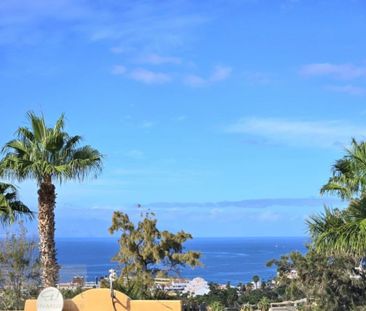 4 bedroom luxury Villa for rent in Adeje, Spain - Photo 4