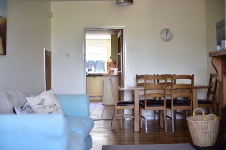 4 Brookvale Terrace (Student Let), Portrush, BT56 8EY - Photo 4