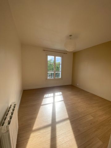 Location Appartement 3 pièces 84m² - Photo 4