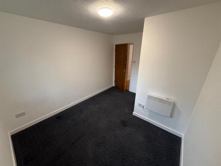 1 bedroom semi-detached house to rent - Photo 5