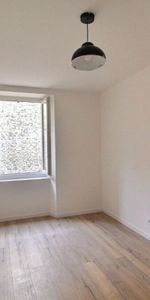Location Appartement 1 pièce 41m² MAZAMET 81200 - Photo 4