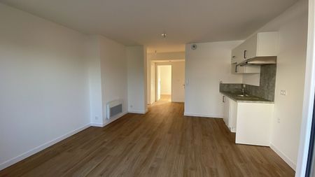 Location Appartement 1 pièce 42m² ST HERBLAIN 44800 - Photo 2