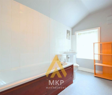 3 bedroom terraced house to rent - Photo 6