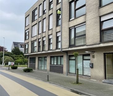 Compleet gerenoveerd appartement met garage nabij cetrum. - Foto 1