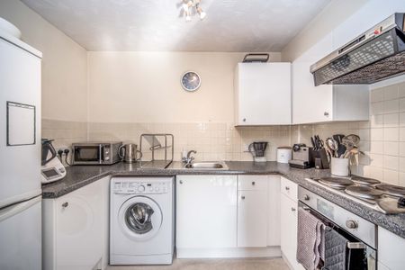 2 bedroom apartment to rent Redwood Grove, Bedford, Bedfordshire, MK42 - Photo 5