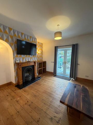 3 bedroom terraced house to rent - Photo 2