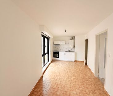 Location Appartement 4 pièces 88m² - Photo 3