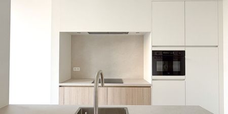 Appartement te huur in Beveren-Waas voor € 800 met 1 slaapkamer - Photo 2