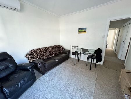 Charming 2-bedroom house in Miramar, Wellington - Photo 5