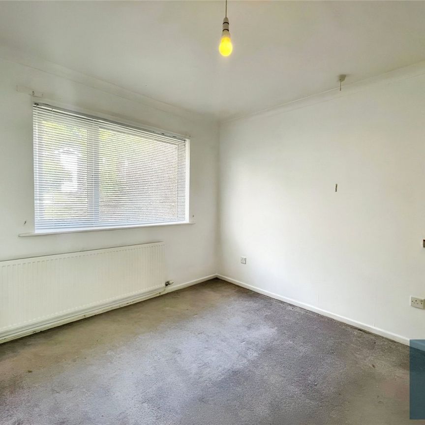 Chapel Close, Berry Brow, Huddersfield, HD4 - Photo 1