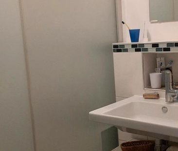 zentrale 2-Zimmer Wohnung, 65 m², zur UNTERMIETE bis Juni 2025 - Photo 1