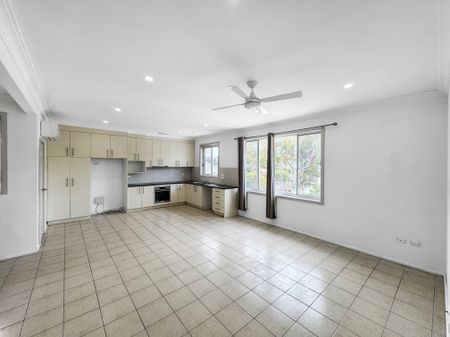 1/20 Nioka Avenue, KEIRAVILLE NSW 2500 - Photo 3