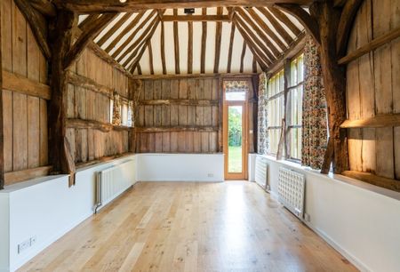 6 bedroom detached house to rent - Photo 3