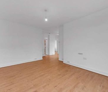 The Lawns, Lee Terrace, Blackheath, SE3 - Photo 2