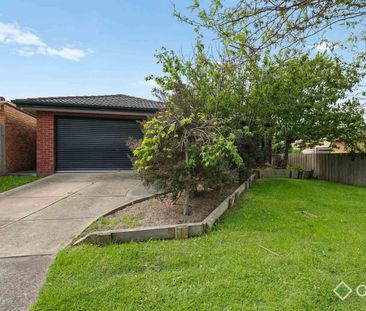 Well Kept 3 Bedroom Home & Study - Photo 1