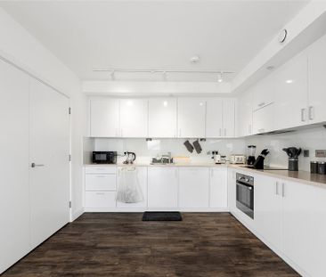 3 bedroom apartment to rent - Photo 5