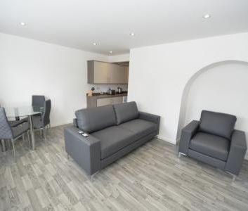 Fromond Road, Weeke, Winchester, SO22 - Photo 2