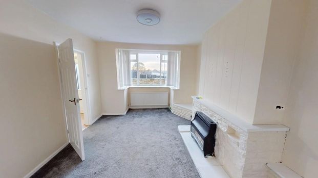 3 bedroom semi-detached house to rent - Photo 1