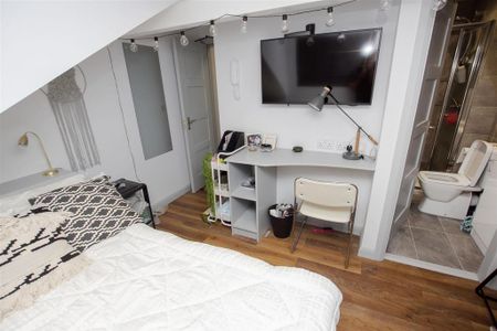 6 bedroom house to rent - Photo 4