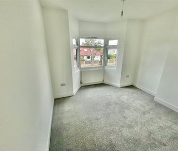 Old Farm Avenue, DA15, Kent - Photo 3