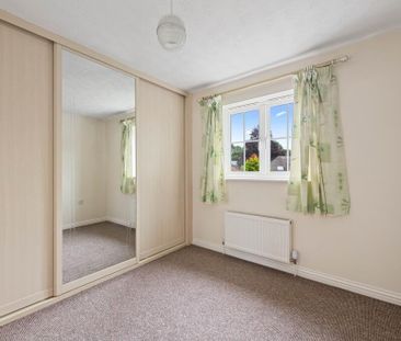 2 bedroom semi-detached house to rent - Photo 5