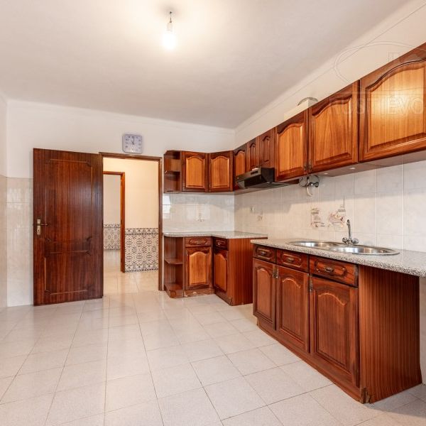 Moradia T3 em Évora - Foto 1