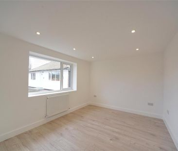 2 bedroom bungalow to rent - Photo 2