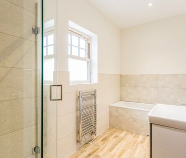 6 bedroom detached house to rent - Photo 6