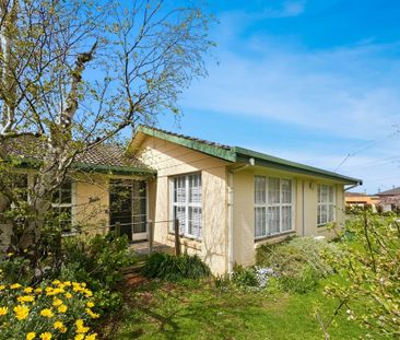 4 Hastings Street, Wendouree - Photo 2