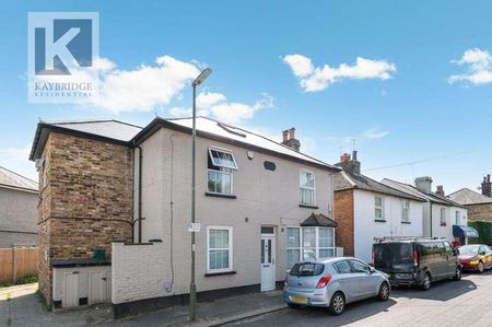 Church Road, Church Road, KT17 - Photo 5