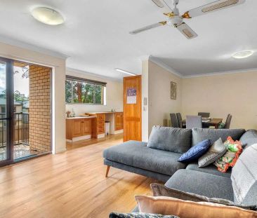 “SPACIOUS - LOCATED PERFECTLY” - Photo 4