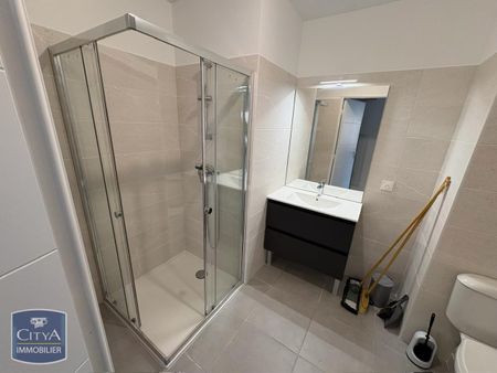 Location Appartement 2 pièces 44m² NICE 06000 - Photo 4