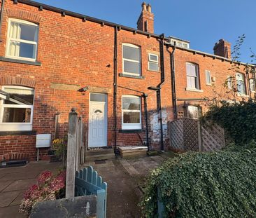 4 bedroom terraced house to rent - Photo 1