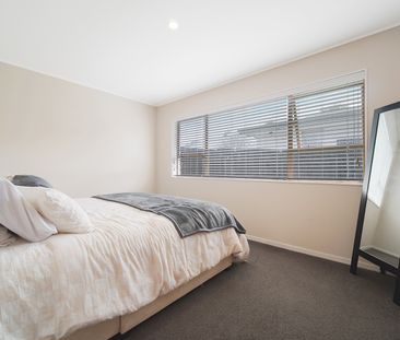 2 bedroom unit - Photo 3