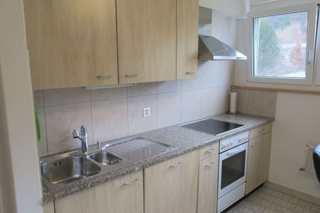 3.5 room apartment with balcony and elevator - Photo 5