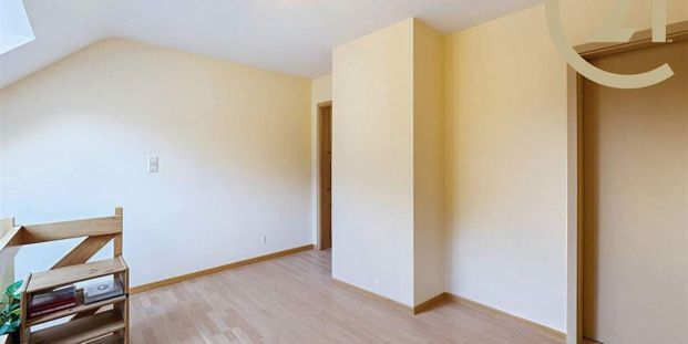 Duplex te huur in Gembloux voor € 850 met 2 slaapkamers - Photo 1