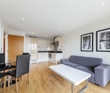 1 Bed Flat, Lanterns Way, E14 - Photo 2